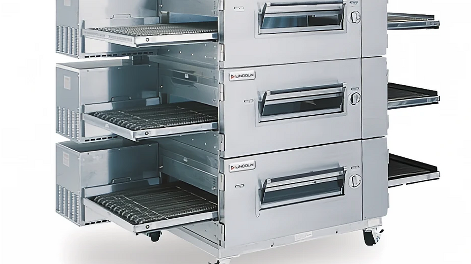 Lincoln Impinger Triple Conveyor – Maximum throughput for large-scale pizza production.